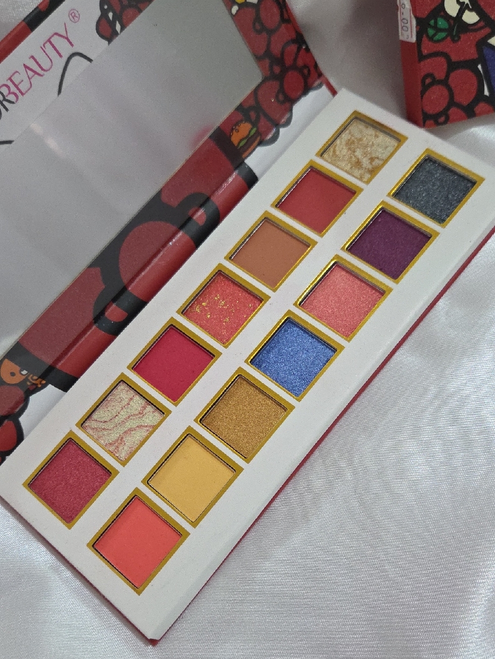 FaborBeauty Vibrant Multi-Shade Eyeshadow Palette - Pink & Gold Tones